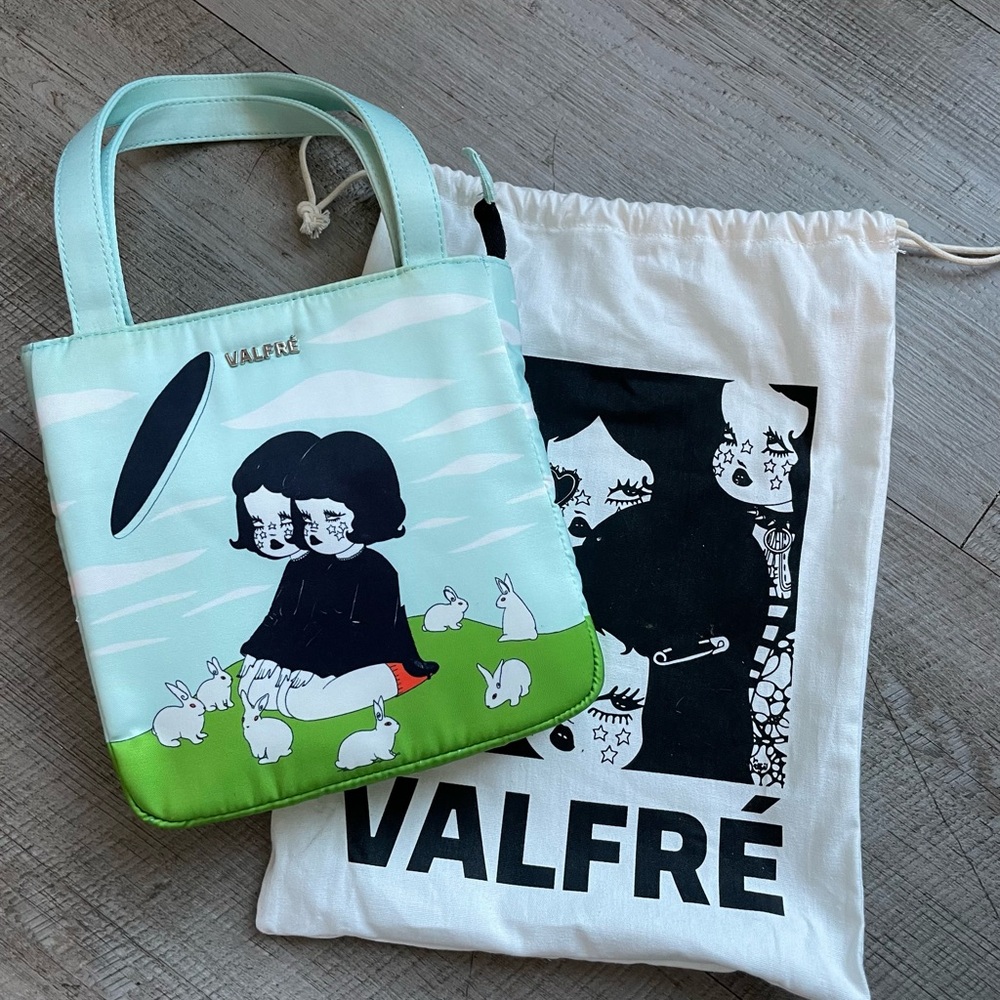 Green and Black Tote Bag with Graphic Design